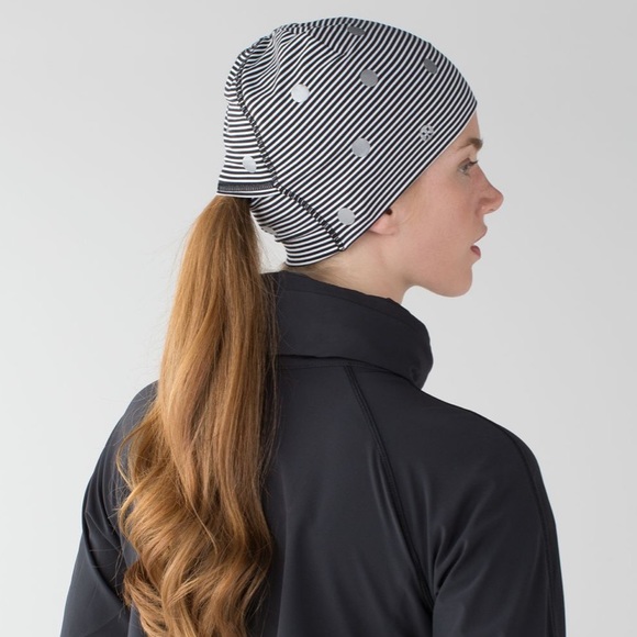 NWT Lululemon Run and Done Toque Cap Hat - Picture 1 of 5